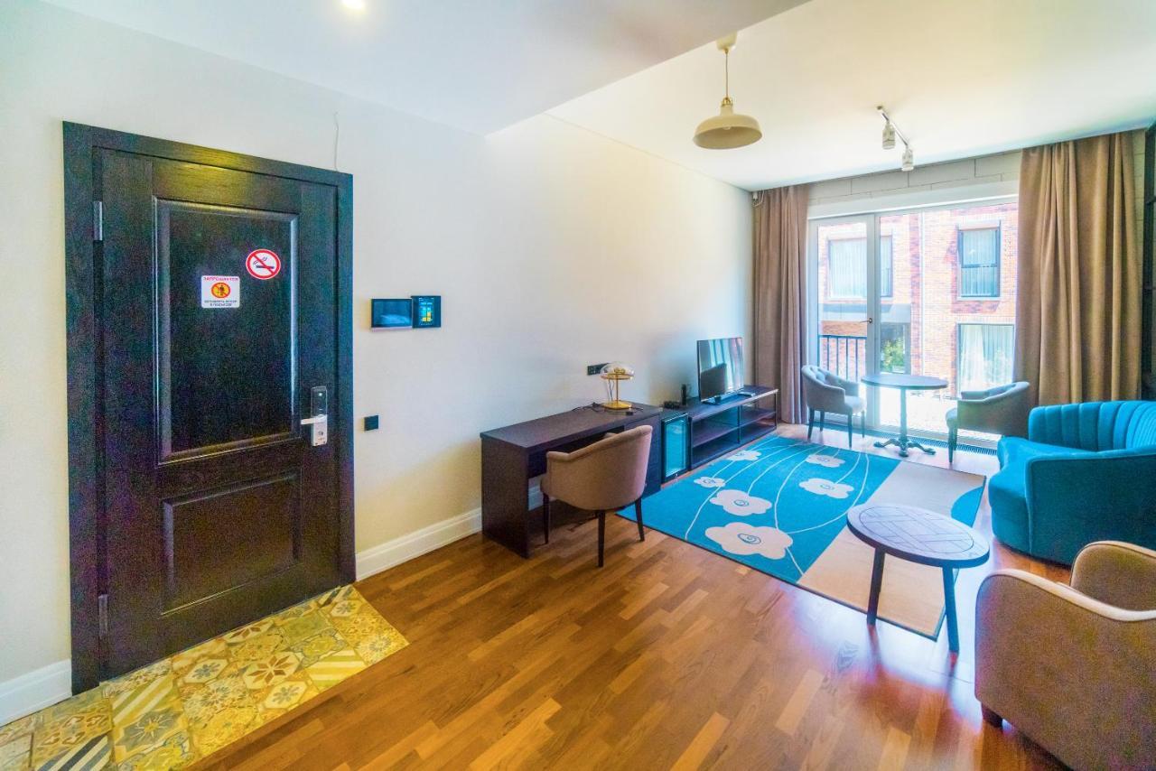 Hotel Manica Esentai City Almaty Exterior foto