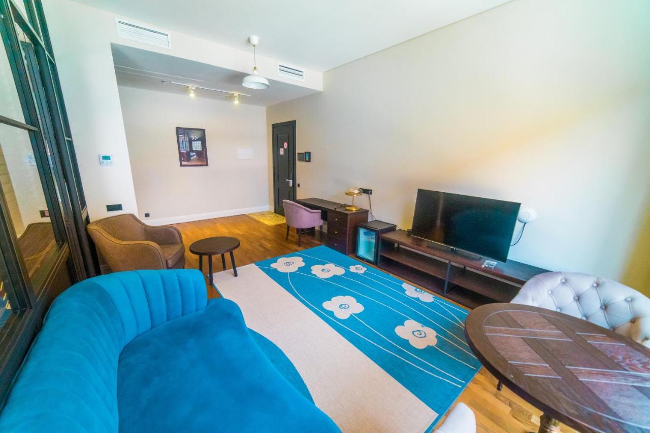 Hotel Manica Esentai City Almaty Exterior foto